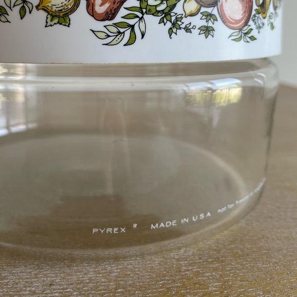 VTG Pyrex - Corning Ware Spice O’ Life See & Store Canister - Picture 2 of 15